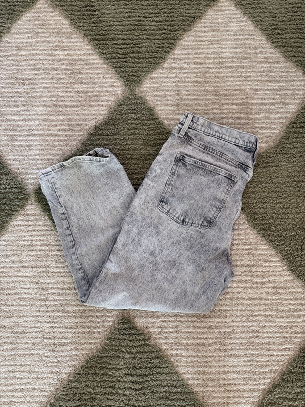 Universal Thread Light Gray Washed Cropped Jeans - Ankle Length